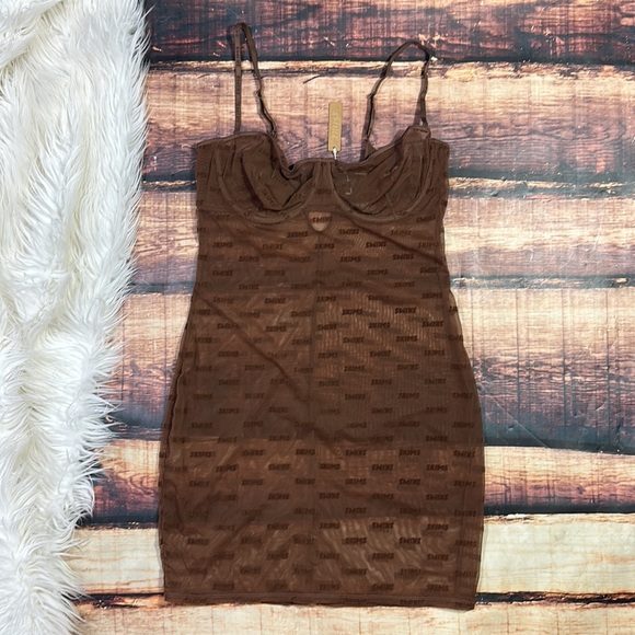 RELISTED Skims After Hours Logo Slip Dress Lingerie - Picture 4 of 14